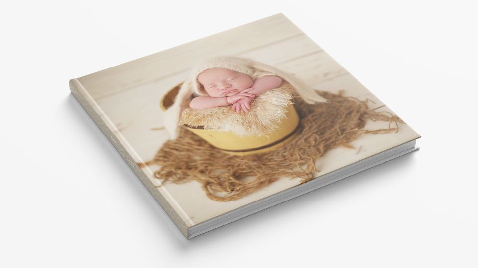 Álbum Newborn - Levi